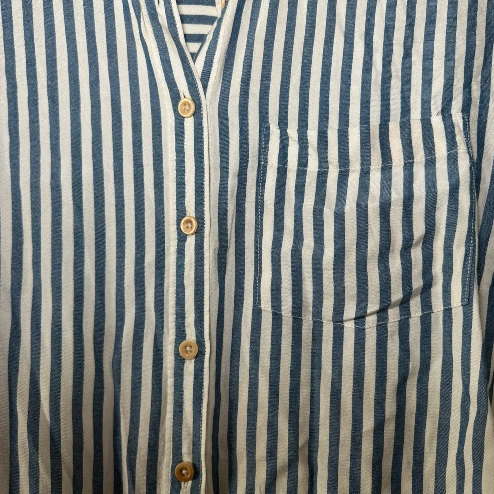 Madewell size S oversized boxy button up shirt signature‎ poplin Blue stripe